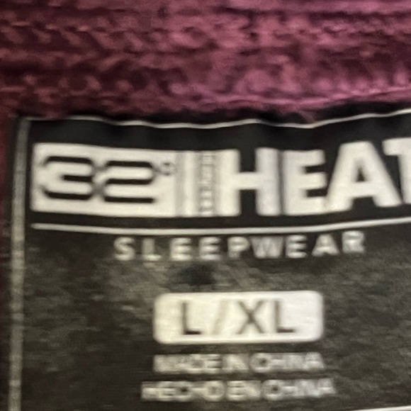 32 Degree Soft..sleep gown with kangaroo pocket L/XL so soft - Picture 8 of 9